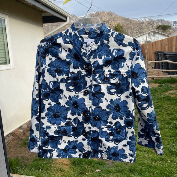 Super cute brand new jean jacket - Picture 5 of 5